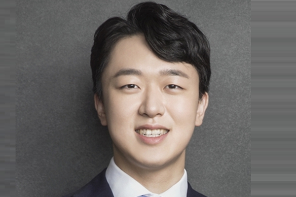 농심 후계자 신상열 이사회 진입하며 승계 본격화, '잘 키운 신사업' 부재해 경영 역량 입증 난제