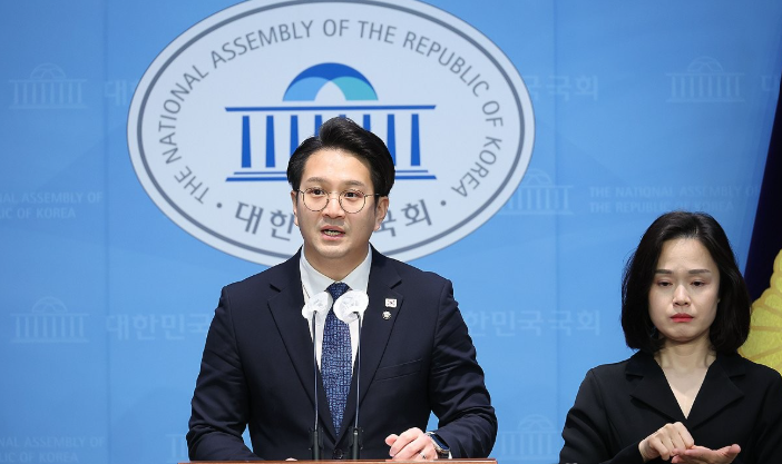 전용기 민주당 의원 공소취소 거래설은 근거 없는 낭설에 불과하다