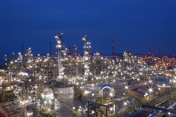 석화업계 1,2,3위 모두 '불가항력' 선언했다 : LG화학 롯데케미칼 한화솔루션에게 떨어진 ‘날벼락’