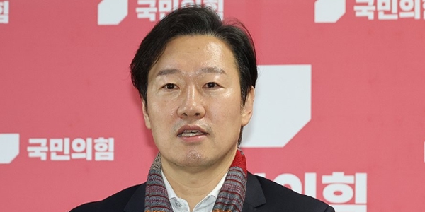 오세훈 결국 국힘 서울시장 후보 등록하며 고개를 숙였다 : 당권파 ‘플랜 B’는 초선 박수민 의원