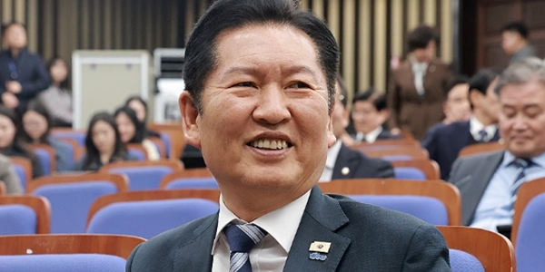 검찰개혁법안 '독소조항'삭제해 당정청 합의로 일단락, 이재명 핵심 지지층 우려 받아들였다