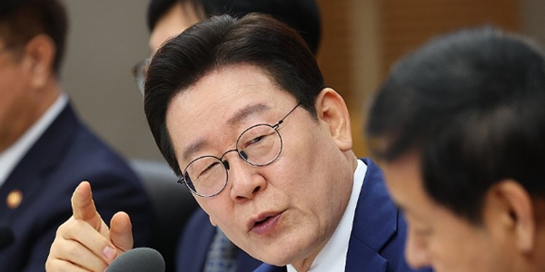 유시민이 검찰개혁안 과정을 바라보며 주목한 문제점, “논의 과정에 장관과 총리가 보이지 않았다”