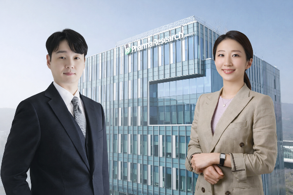 파마리서치 승계 추 장남 정래승으로 기우나 : '먼저 경영수업 받던'... - 뉴스 썸네일 이미지