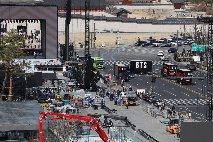 21일 방탄소년단 광화문 컴백 공연, 통제와 금지 속 '모두의 공연' 될 수 있을까? 
