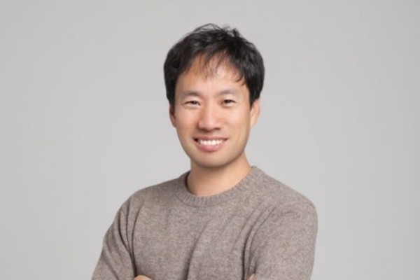 '독파모 스타' 업스테이지 김성훈이 내놓은 새 LLM '솔라 프로 3' : 세 배 똑똑해지고, 두 배 강력해졌다 