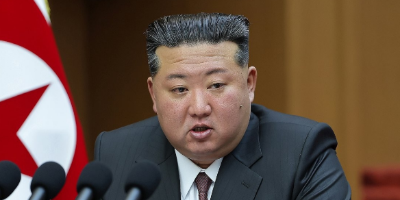 이란전쟁 와중에 북한 김정은 위원장이 한국을 '가장 적대적 국가'로 규정했다 : 헌법 명시 가능성에 이목이 쏠린다