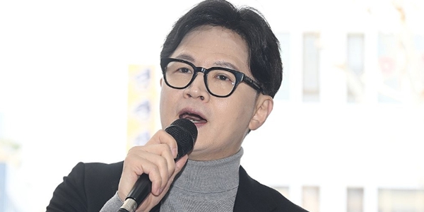 한동훈이 장동혁의 '서울·부산 승리 선방론'을 공격했다, 6.25 때 나머지 다 뺏겨도 된다는 소리