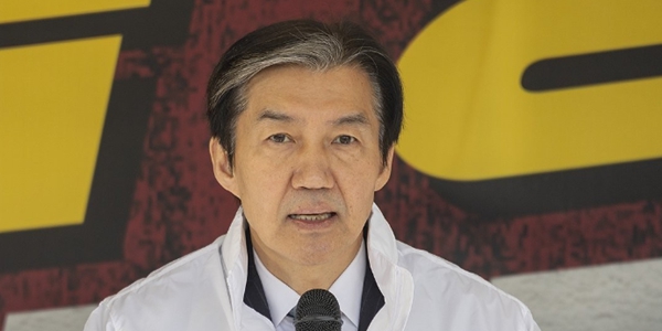 보유세 논쟁이 'GDP 대비 부담률'로 확산 : 조국 “보유세 정상화해야” 홍익표 “5월9일 이후 판단”