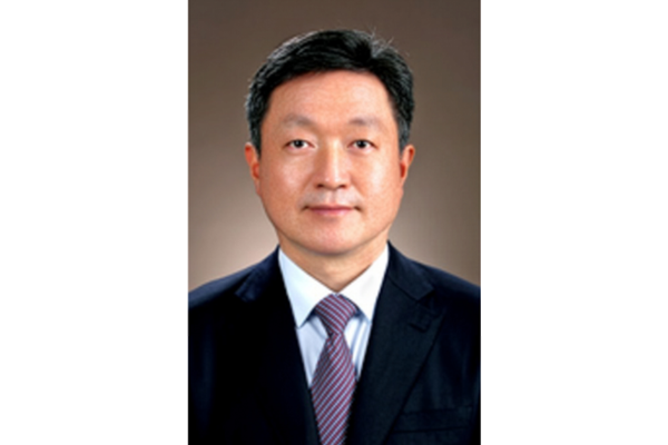 LG 이사회 의장에 박종수 고려대 법학전문대학원 교수 선임, LG그룹 상장사 '사외이사 의장 체제' 전환 완료