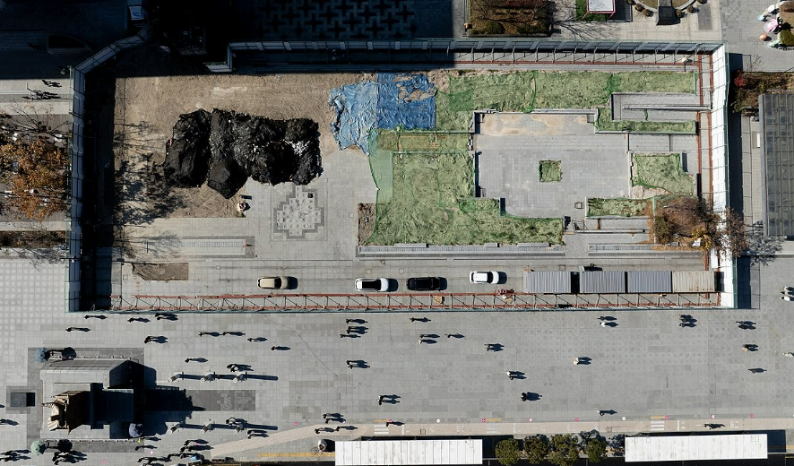 광화문광장에 7m 거대 조형물 '받들어총' 23개 설치, 오세훈의 사업이 4월 완료된다