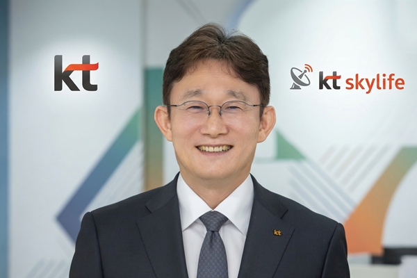 KT 박윤영 인사 앞에선 주주총회도 무용지물? KT스카이라이프 대표 '과격한' 교체에 점령군이냐 반발까지