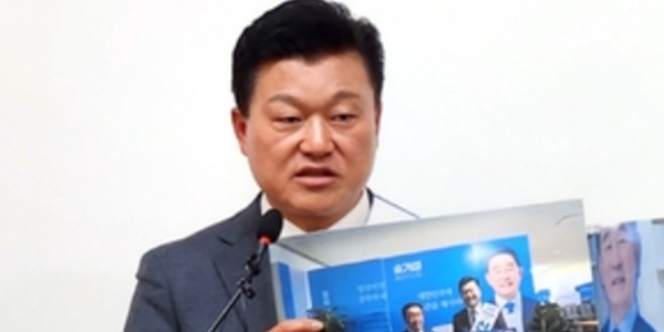 국힘 컷오프에서 기사회생한 김영환이 ‘윤어게인’ 윤갑근과 맞대결 벌인다 : 충북지사 대진표에 관심