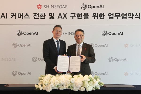 신세계그룹 'AI커머스' 가시화, 리플렉션AI 이어 챗GPT 협력하며 미래 유통 전환 가속 