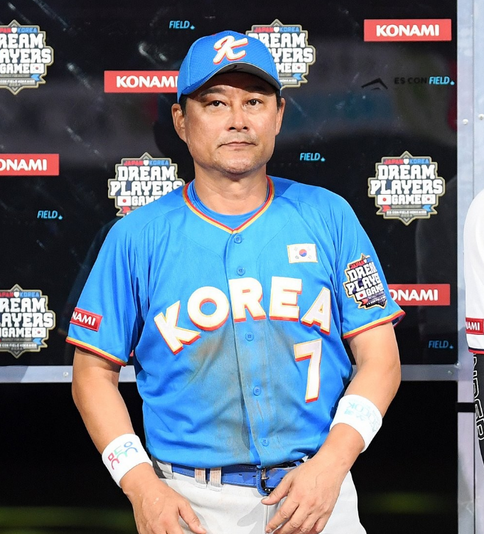 “잘못된 선택, 콜 오면 무조건 간다 이종범 '최강야구' 감독행 후회 발언 : 일부 KT 위즈 팬들 복귀 반대