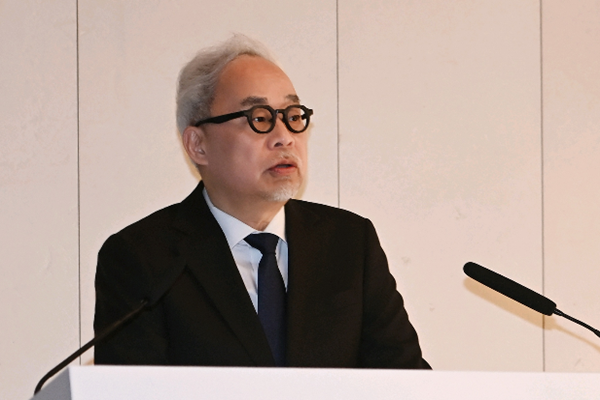 최주선 삼성SDI '하반기 흑자전환'의 키 유럽 공략, 6개 분기 연속 적자 불가피하지만 전기차 배터리로 힘겨운 반전 시도