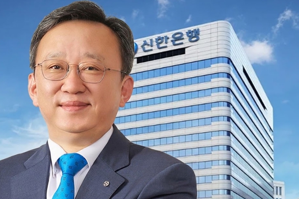 [K-은행 이사회 점검] 신한은행 이사회 양자물리학 권위자 영입에 소비자위원회 신설 혁신 : 지주사와 정상혁 행장 '입김'은 한계  