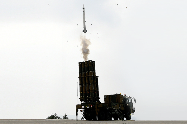 LIG넥스원·한화의 천궁-II 약진 심상치 않다 : 이란전쟁 데뷔 후 패트리엇 대체 가능성에 미국 방산 독점 해체 계기 전망도 