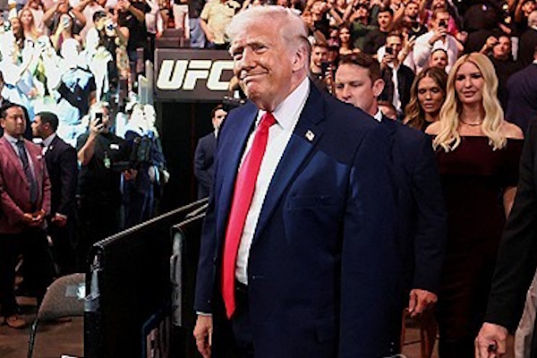 미국과 이란의 '호르무즈 봉쇄'는 어떻게 결판이 날까 :  '누가 더 오래 버티냐'로 결정