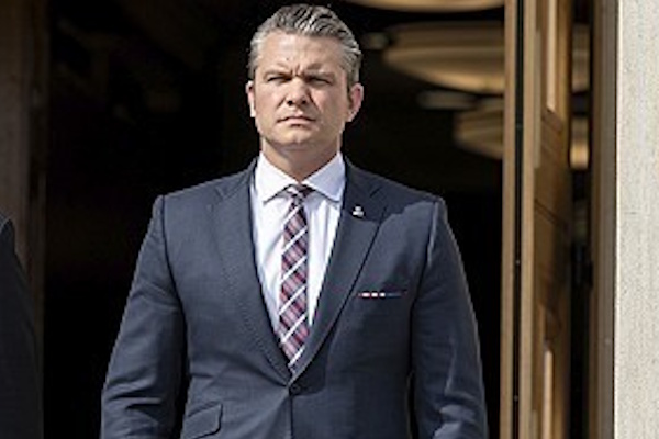 미국 민주당, 하원에서 헤그세스 국방장관 탄핵안 제출 : 어차피 막히지만 '경고'라도 됐으면...