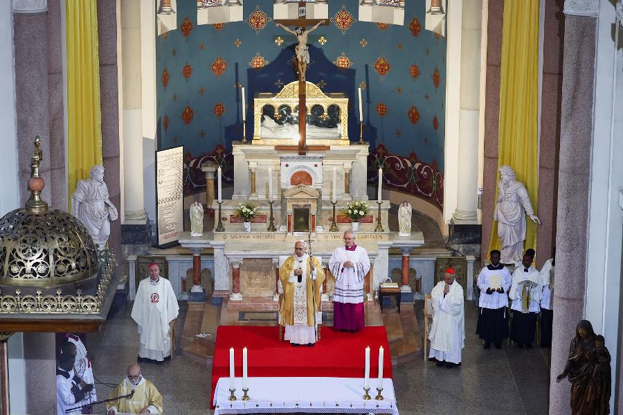 가톨릭 신자 JD 밴스 미국 부통령의 이중 잣대 : '신성모독' 도널드는 농담, 교황에게 '신학 공부해라' 훈계 