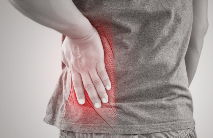 많이 마실수록 건강에 좋을 줄 알았던 물 : 이런 증상 보이는 사람들에겐 오히려 '독'이다 