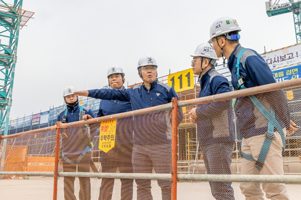 GS건설 오너 허윤홍의 안전경영 의지, 안전책임자 대표 김태진 현장 찾아 '중대재해 제로' 다짐