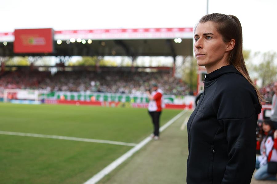 마리루이제 에타, 유럽 5대 리그 첫 여성 감독 탄생 : 성차별 댓글에 구단과 독일축구협회 반응은 단호했다