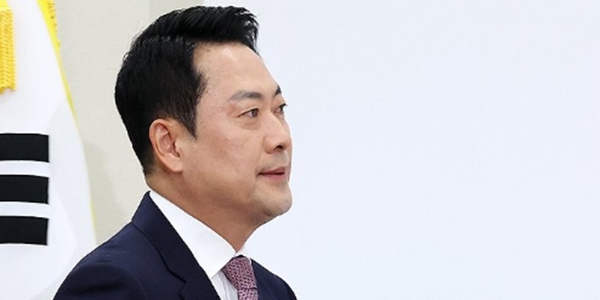 [허프 사람&말] 국힘 '장동혁 킬러' 배현진? 장동혁 해당 행위하는 후보자 교체 선언하자 미국 가시라