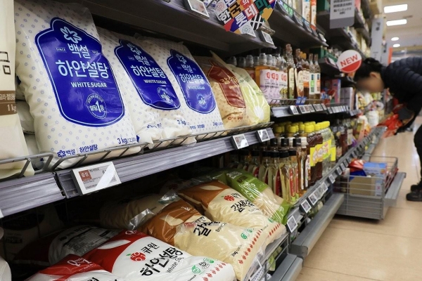 CJ제일제당-삼양사의 3조 원대 설탕값 ‘협잡’에 징역·벌금형 : 법원은 '반복'을 꾸짖었고, 공정위는 형량에 반발했다