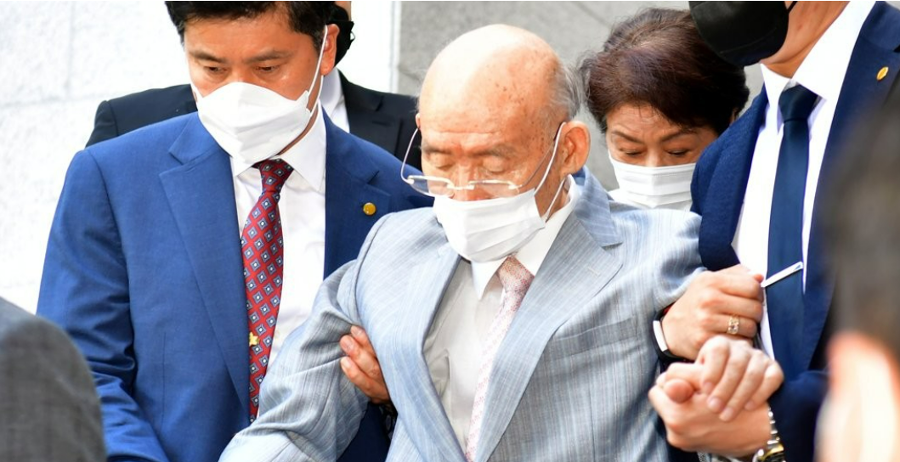 5.18은 DJ 세력과 북한이 주도한 내란 한국사 강사 출신 극우 유튜버 전한길 궤변 : 광주시·5·18 기념재단 법적 고발 검토 중이다