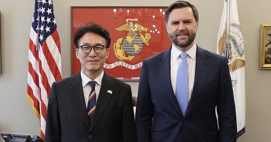 쿠팡 김범석 의장의 로비 본능? '개인정보 유출' 후 미국 예산 2배 늘렸고 '권력 심장부' 백악관 겨냥했다