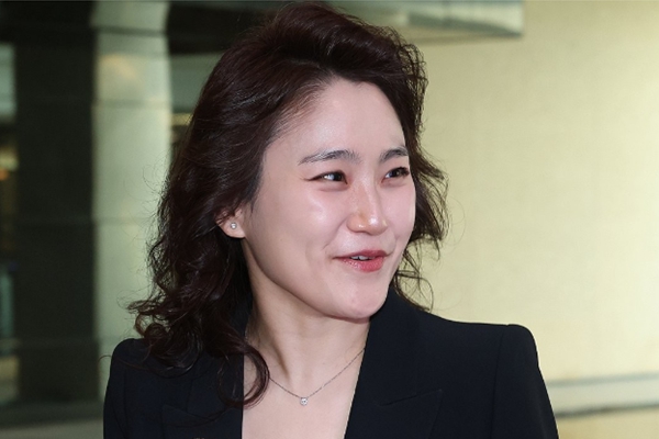 예술의전당 최연소 수장 첼리스트 장한나의 첫 출근길, 유료 객석 점유율 36.6%, 구조 해결 답 찾겠다   