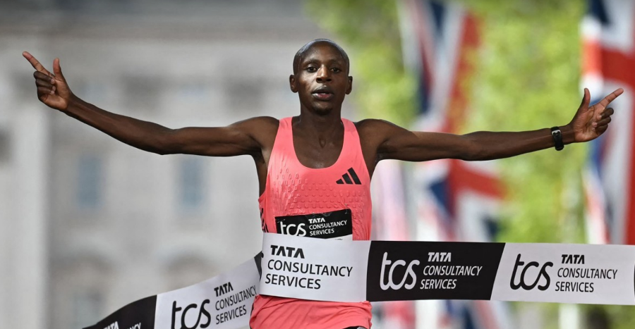 100년이 넘게 걸린 마라톤 '2시간의 벽'을 케냐 선수가 무너트렸다 : 이제 인류는 1시간 57분을 보고 있다