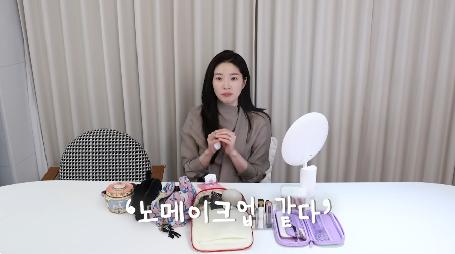 [허프 생각] 항공 승무원의 머리부터 발끝까지 : 장식 아닌 안전의 장비가 돼야 한다