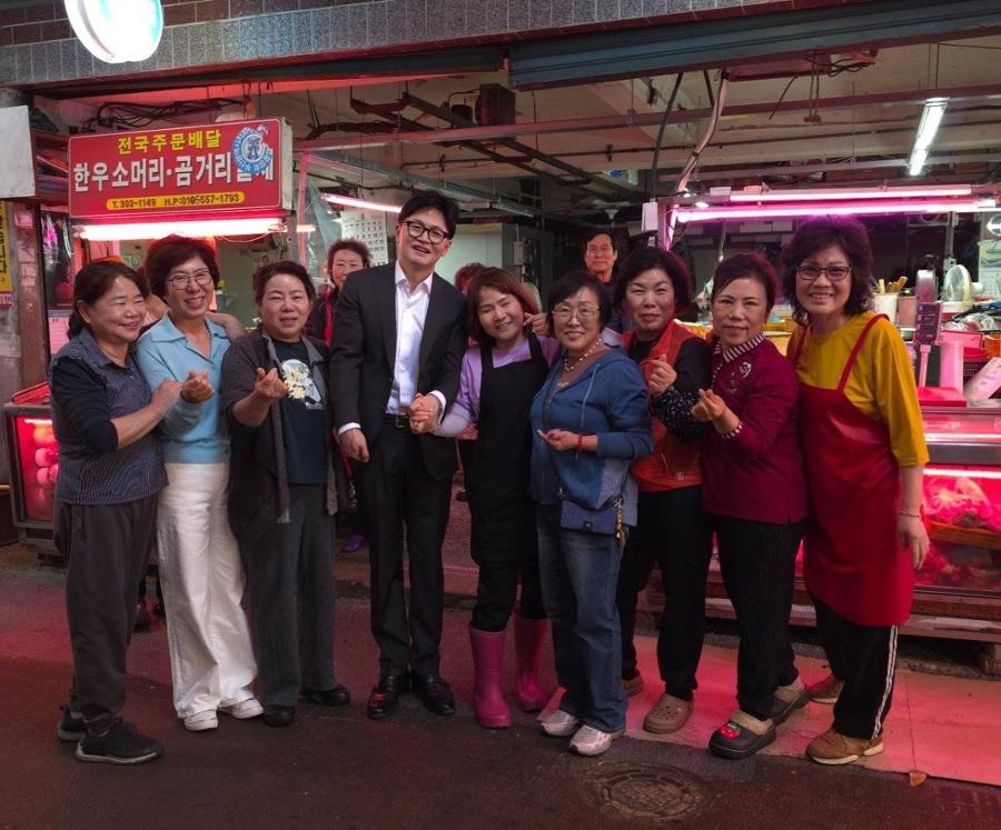  한동훈 부산에 뼈 묻고 부산 시민을 위해 살겠다, 그런데 부산 북구갑 위한 지역 공약이 없다