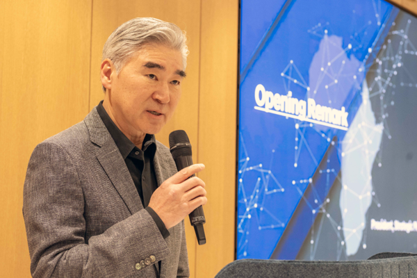 현대차그룹 사장 성 김 글로벌 지속가능 성장의 다음 무대는 아프리카, 미지의 땅에서 사업기회 찾는다