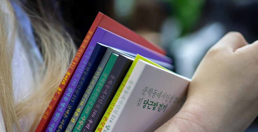 [허프 트렌드] '문화요일수요일×심야책방' 문체부의 야심 찬 계획 : 전국 서점 70곳이 선정됐다