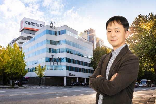 대웅제약 박성수 대표가 투자했다는 '유도근접' 기술 뭘까 : 질병 유발 단백질에 '조절 단백질' 붙이는 차세대 신약 개발법