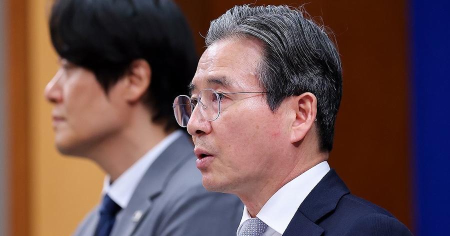 김용범 정책실장 AI 산업에서 발생한 초과이익 국민과 나누자 : 삼성전자 노사갈등 속 눈길이 간다