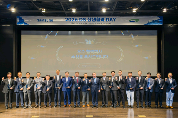 삼성전자 노사의 오만한 '협력사' 대접 : 필요할 땐 '생태계'로 엮고, 이해관계 얽히면 '하청업체'로 배제 