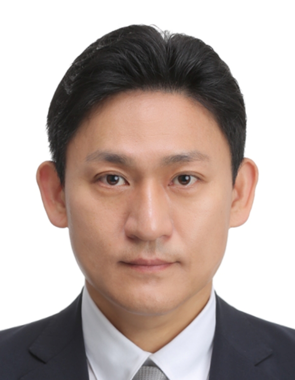 챗GPT '입점'하는 LF몰 : 김상균 대표 'AI 내재화' 강조해 왔고 패션몰 처음으로 대화형 쇼핑 시작했다