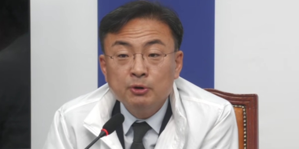 조국혁신당 신장식 '박지원의 조국 양보론' 정면 반박, 햇볕정책·노벨평화상 폄훼한 김용남에게 DJ정신 물어봐라