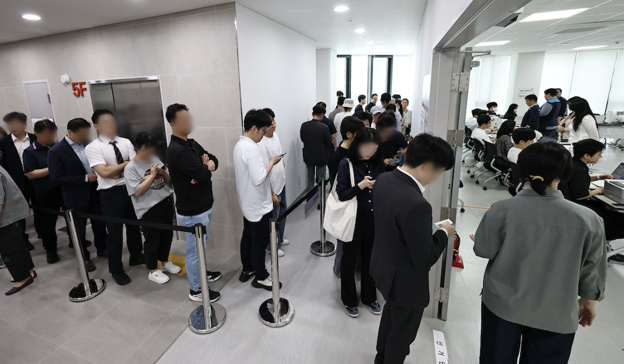 사전투표 첫날 오후 3시 투표율 8.15%, 4년 전보다 0.9%p 상승 : 최고 전남·최저 대구