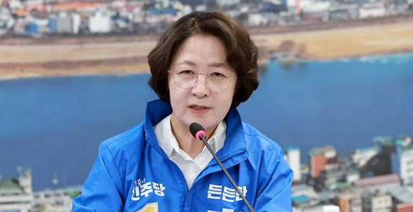 [6·3선거 당선유력/경기지사] 민주당 추미애 '헌정사 첫 여성 광역단체장' 영예 : '선명 행정'으로 대선 도전 기반 닦나