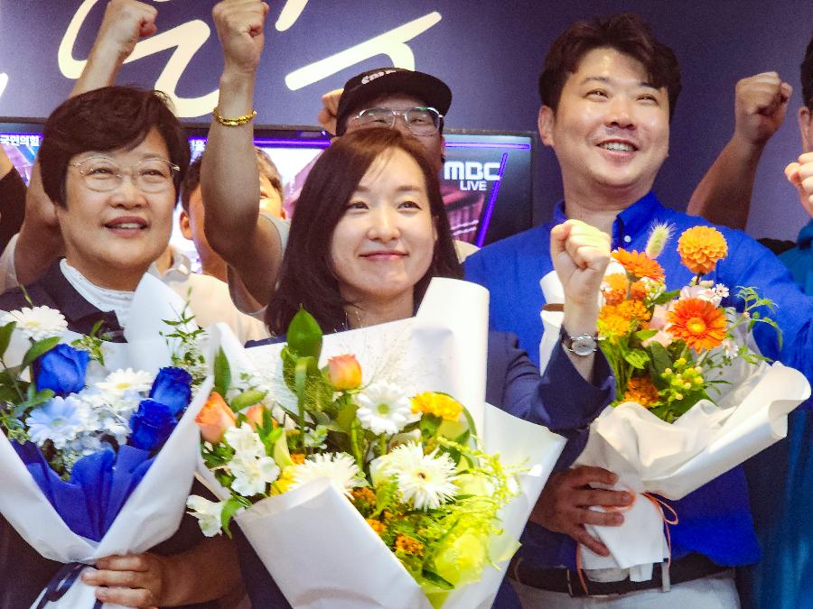 '대통령이 보낸 남자' 우상호와 '청와대 나간 남자' 하정우의 엇갈린 운명 : '이재명 사람들' 향한 표심은?