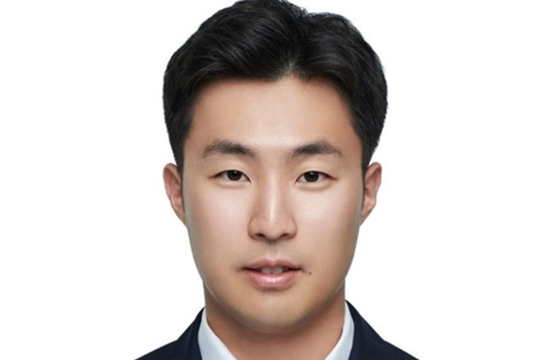 삼양식품 김정수 '부담부 증여'로 승계, 후계자 전병우 최대 500억 절세했지만 '원리금 상환' 과제 남아