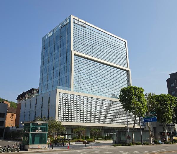 오리온그룹이 70년 만에 용산 떠나 강남 간다 : 기존 부지엔 38층 규모 복합시설 개발