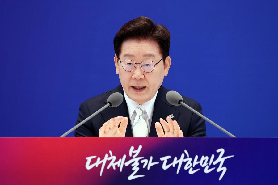 이재명 대통령, 보완수사권 결정권을 국회에 넘겼다 : 검찰의 업보, 지금은 국민 불안감 해소가 중요