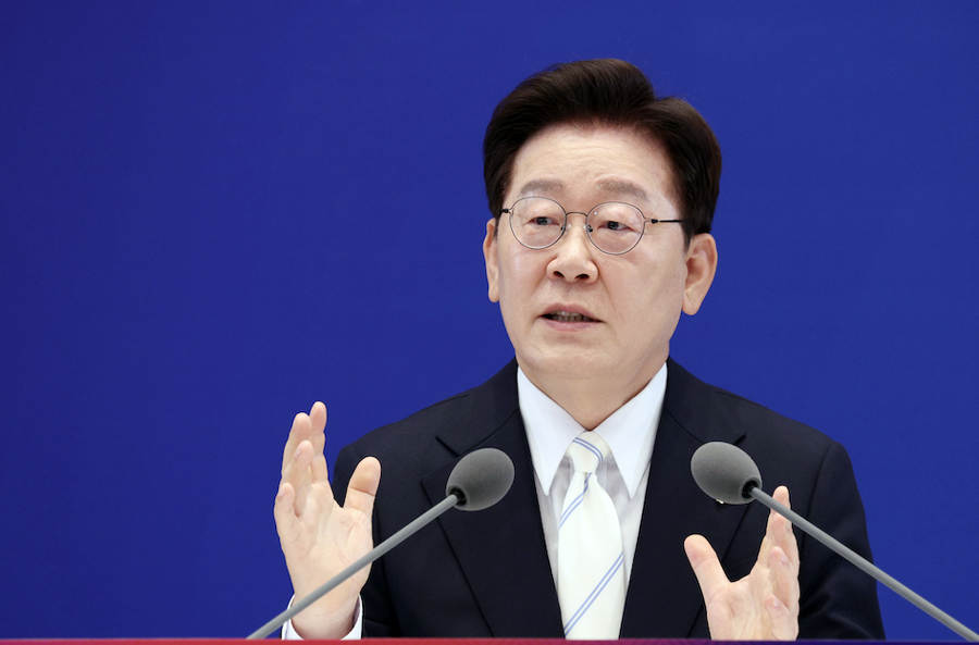 이재명 대통령 취임1년 기자회견 부동산 기대수익률 낮춰야 한다 : 다주택자 맞춤형 '폭탄' 나온다