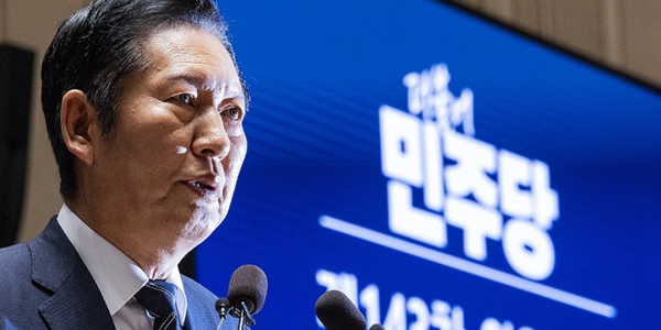 민주당 비공개 의총 '정청래 사퇴 요구'가 곧장 언론을 탔다, 정청래 의총 공개 추진 명분 커진다